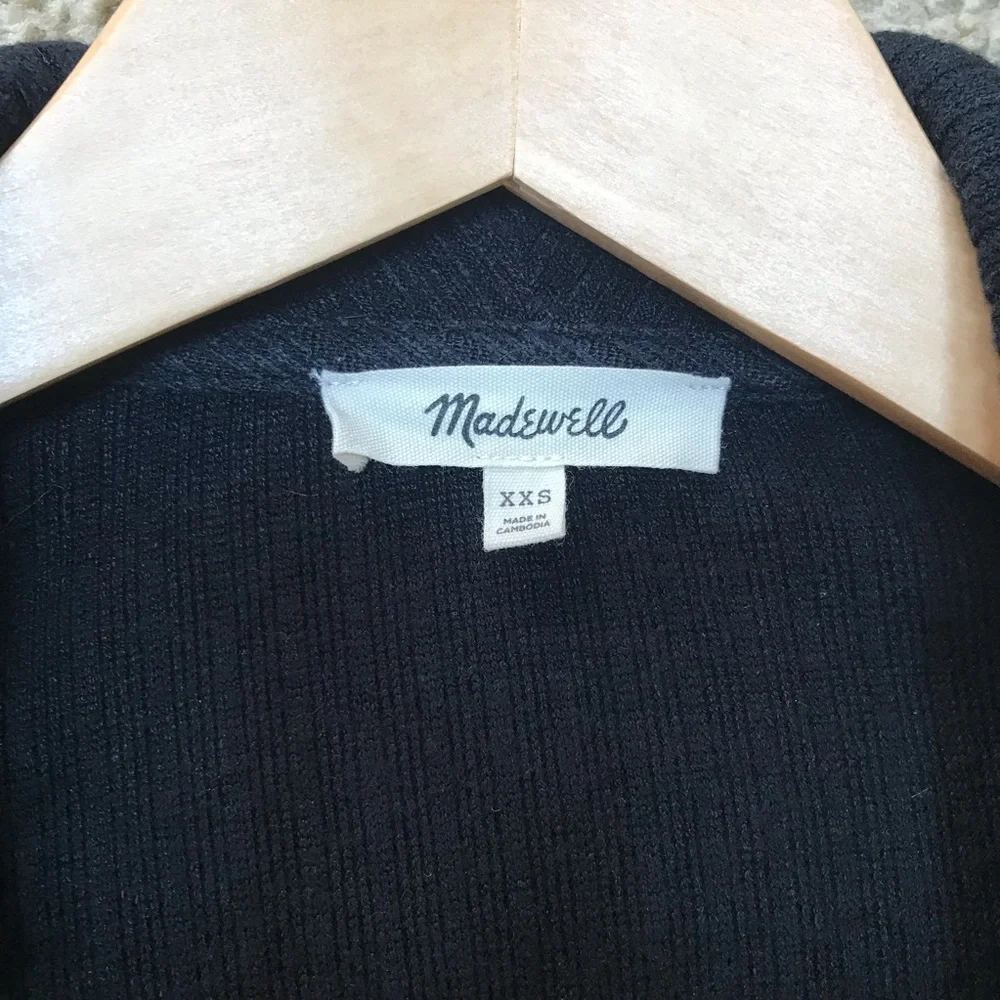 Madewell Relaxed Long-Sleeve Polo Tee in Jet Black - XXS - Picture 4 of 6